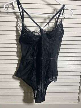Fashion Nova Black Lace Bodysuit